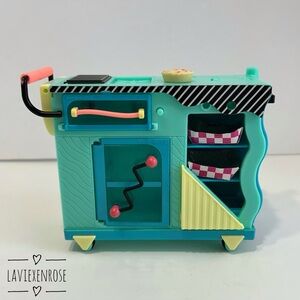 L.O.L. Surprise! OMG to-Go Diner Playset